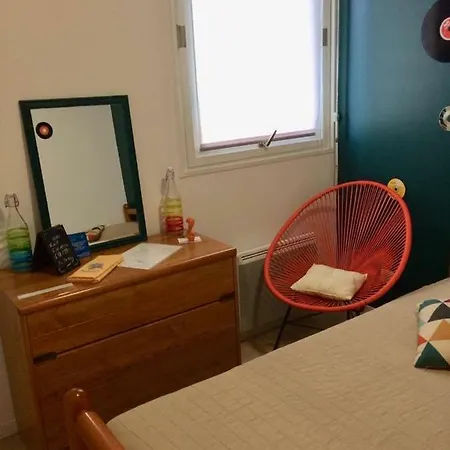 De La Nonette 3* סנליס